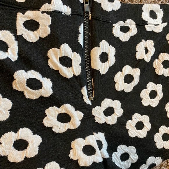 Daisy 2PC Set - Picture 7 of 14